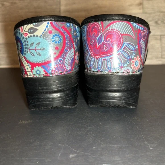 Dansko Women's Multi Colored Gray Paisley Clogs Comfort Shoes Size 38 Nurse Tech - Picture 6 of 11